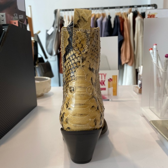 NIB Toral Spanish Python Leather Western Boots - Picture 5 of 5